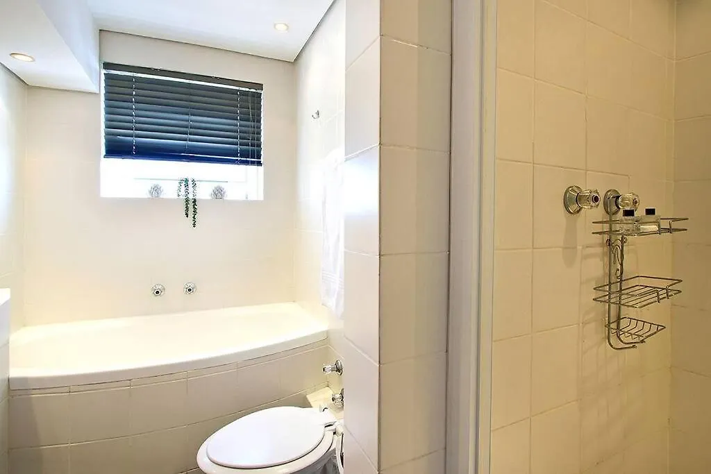 Appartement Morakani Studio 503 In Green Point. Le Cap